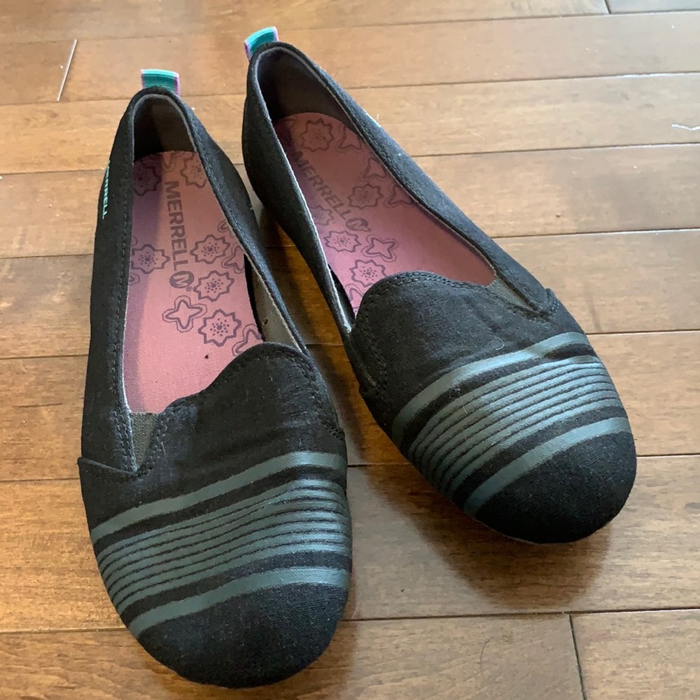 Merrell canvas flats